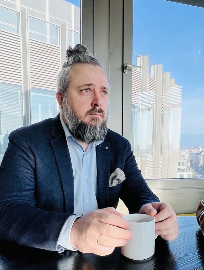 Portrait of Prof. Dr. Klaus Schwarz